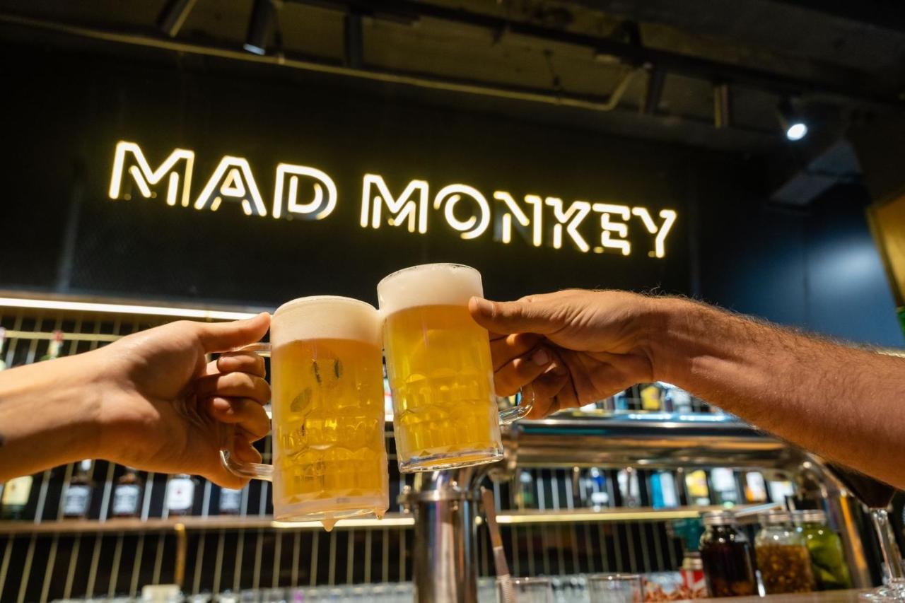 Mad Monkey Hanoi Hostel Zewnętrze zdjęcie