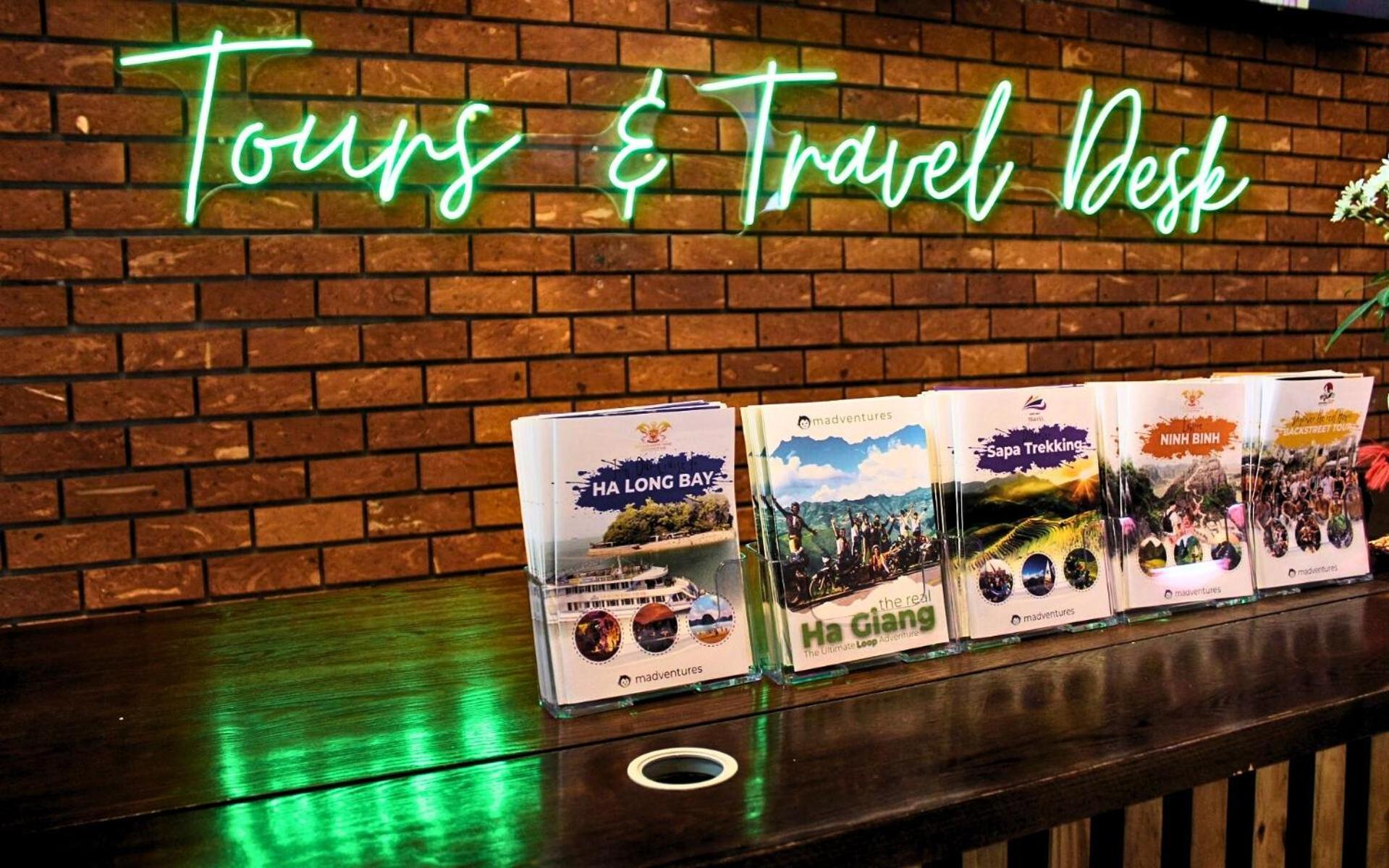 Mad Monkey Hanoi Hostel Zewnętrze zdjęcie